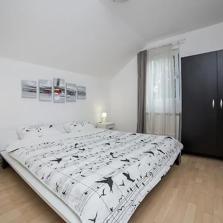 My Garden Free Parking Apartment Belgrade