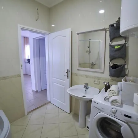 Apartment My Garden Free Parking Belgrade